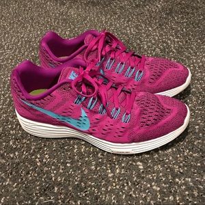 Nike Lunarlon Running Shoes Fuchsia Size 10